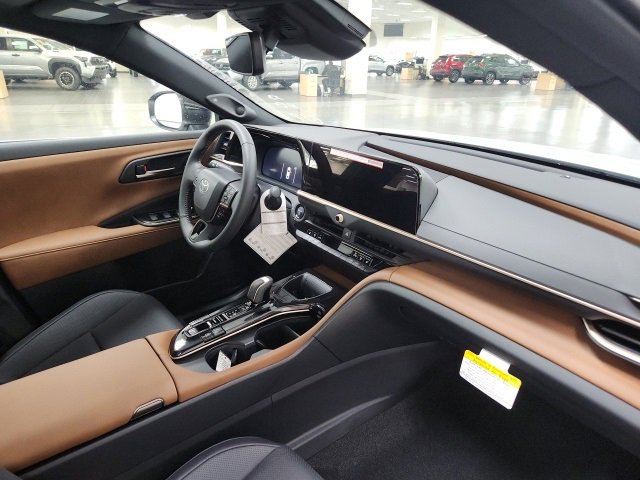 New 2026 Toyota Crown Limited image 9