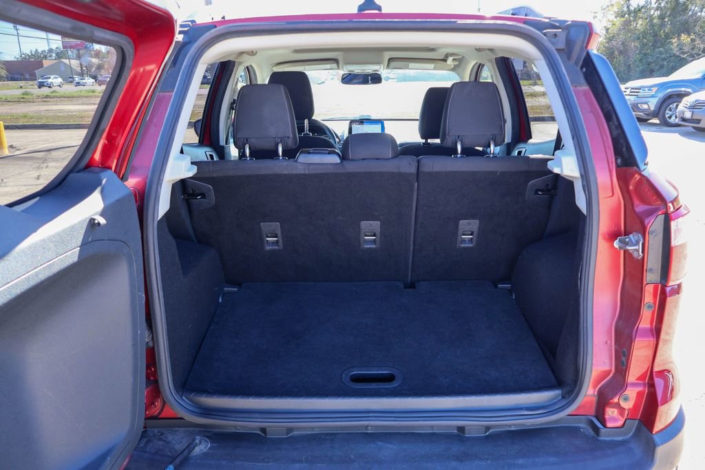 Used 2019 Ford EcoSport SE w/ SE Convenience Package image 25