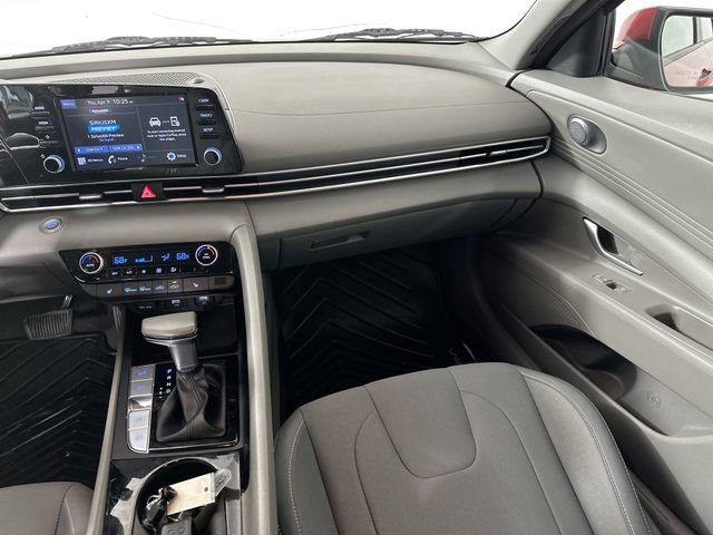 Used 2022 Hyundai Elantra SEL w/ Convenience Package FWD image 25