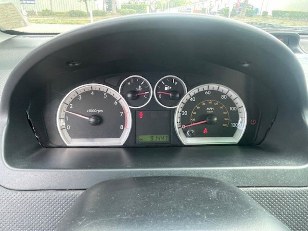 Used 2011 Chevrolet Aveo LT FWD image 9