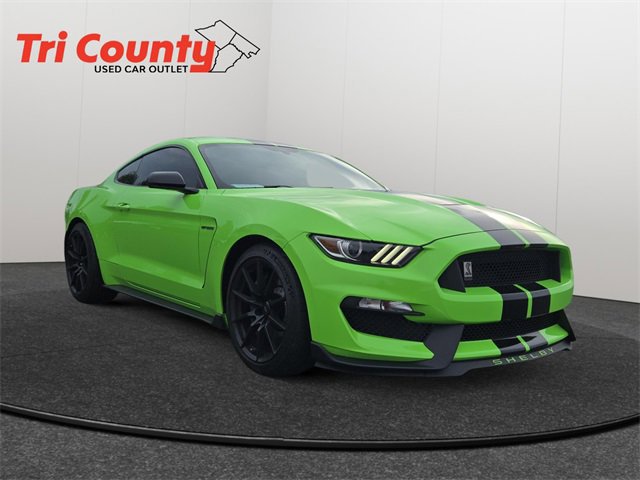 Used 2016 Ford Mustang Shelby GT350 video 1