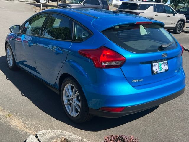 Used 2016 Ford Focus SE w/ SE Cold Weather Package FWD image 5