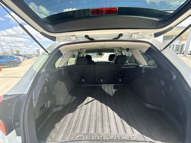 Used 2017 Subaru Outback 2.5i AWD/4WD image 22