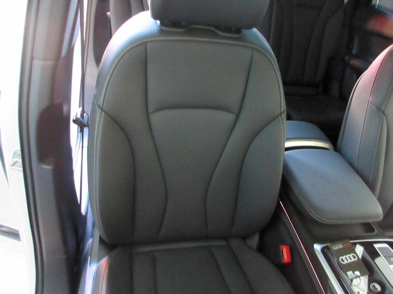 Used 2025 Audi Q7 3.0T Premium Plus w/ Premium Plus Package AWD/4WD image 29