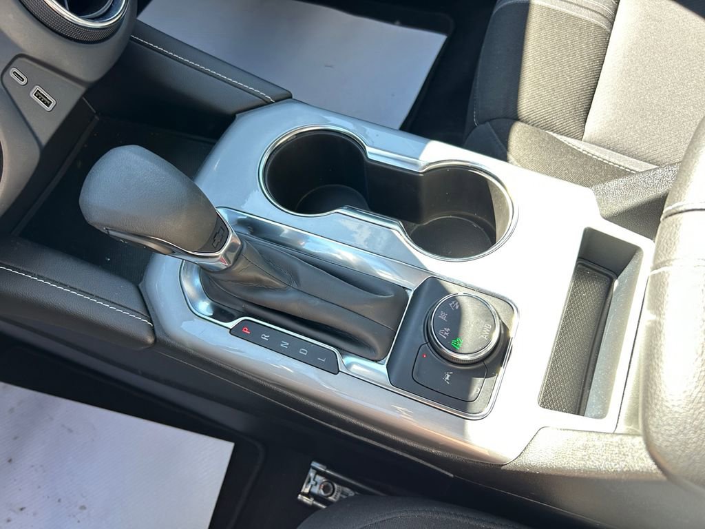 Used 2025 Chevrolet Blazer LT image 23