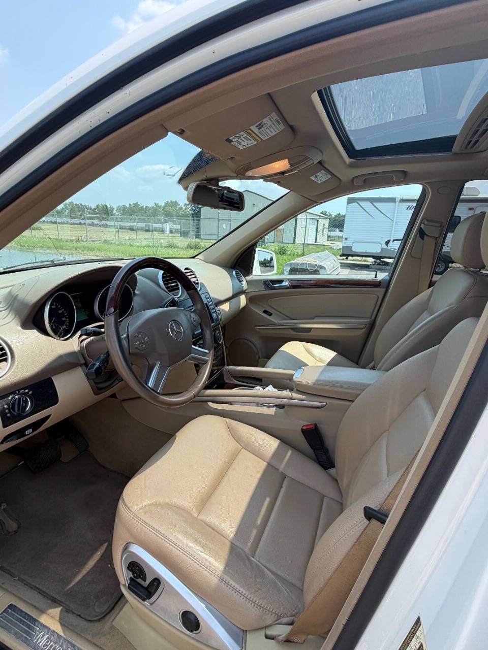Used 2011 Mercedes-Benz ML 350 4MATIC image 7