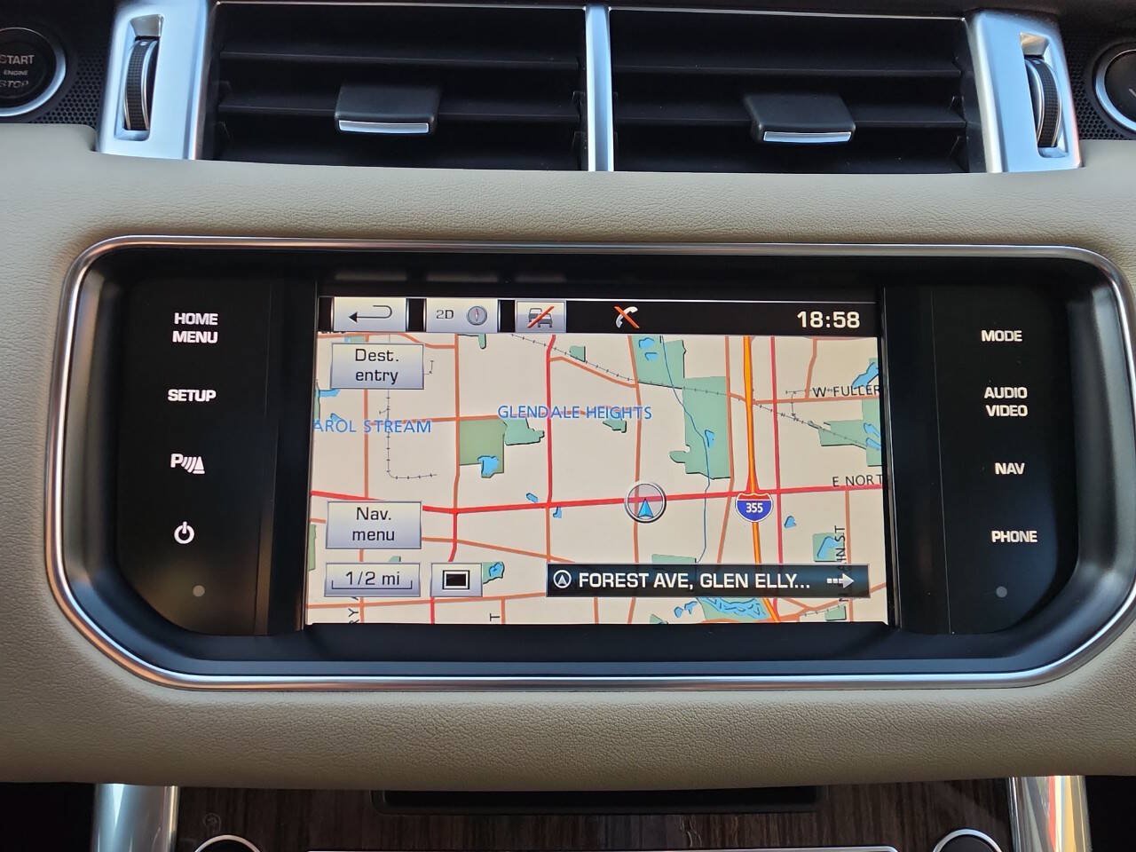 Used 2014 Land Rover Range Rover Sport HSE AWD/4WD image 18