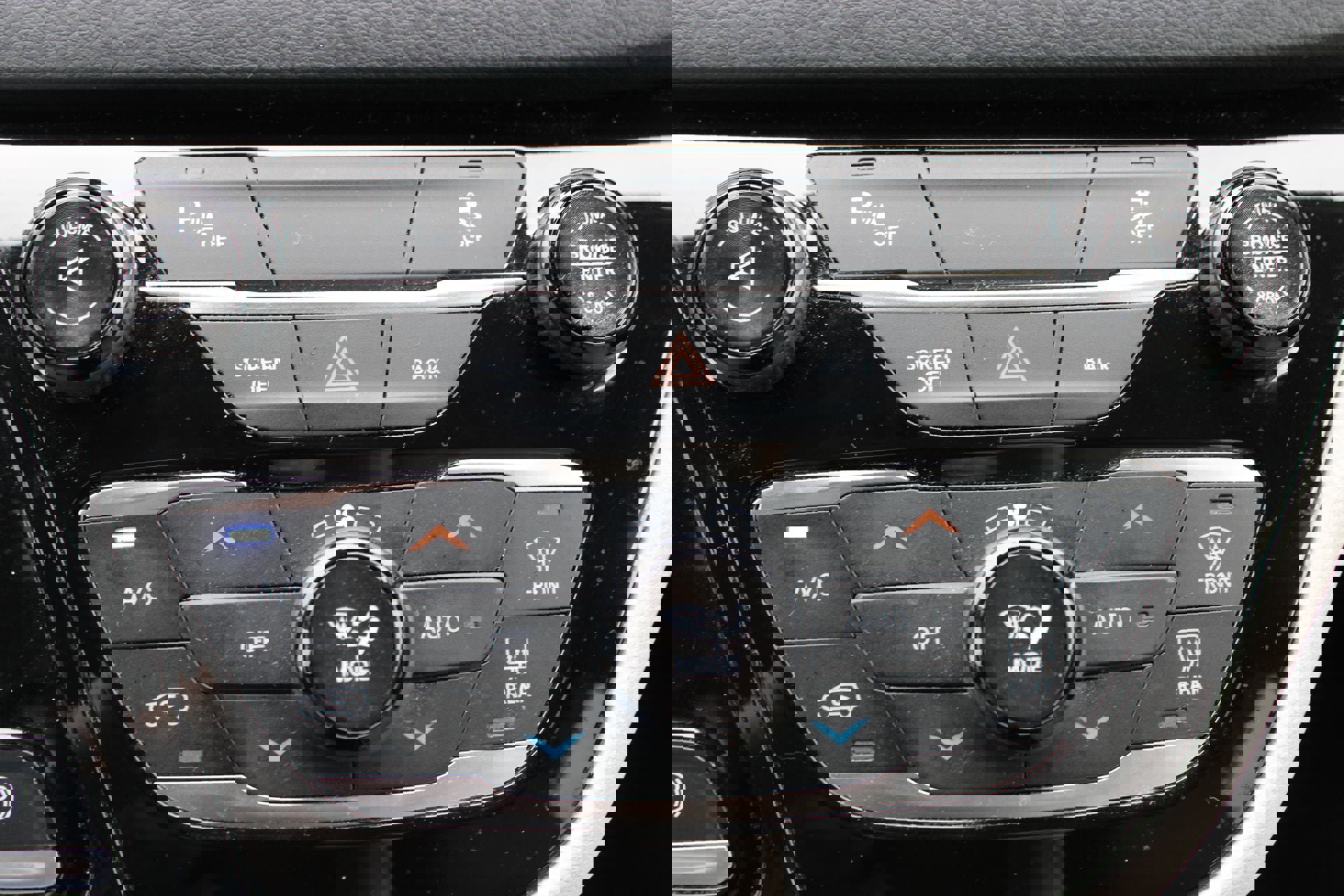 Used 2017 Chrysler Pacifica Touring-L image 41