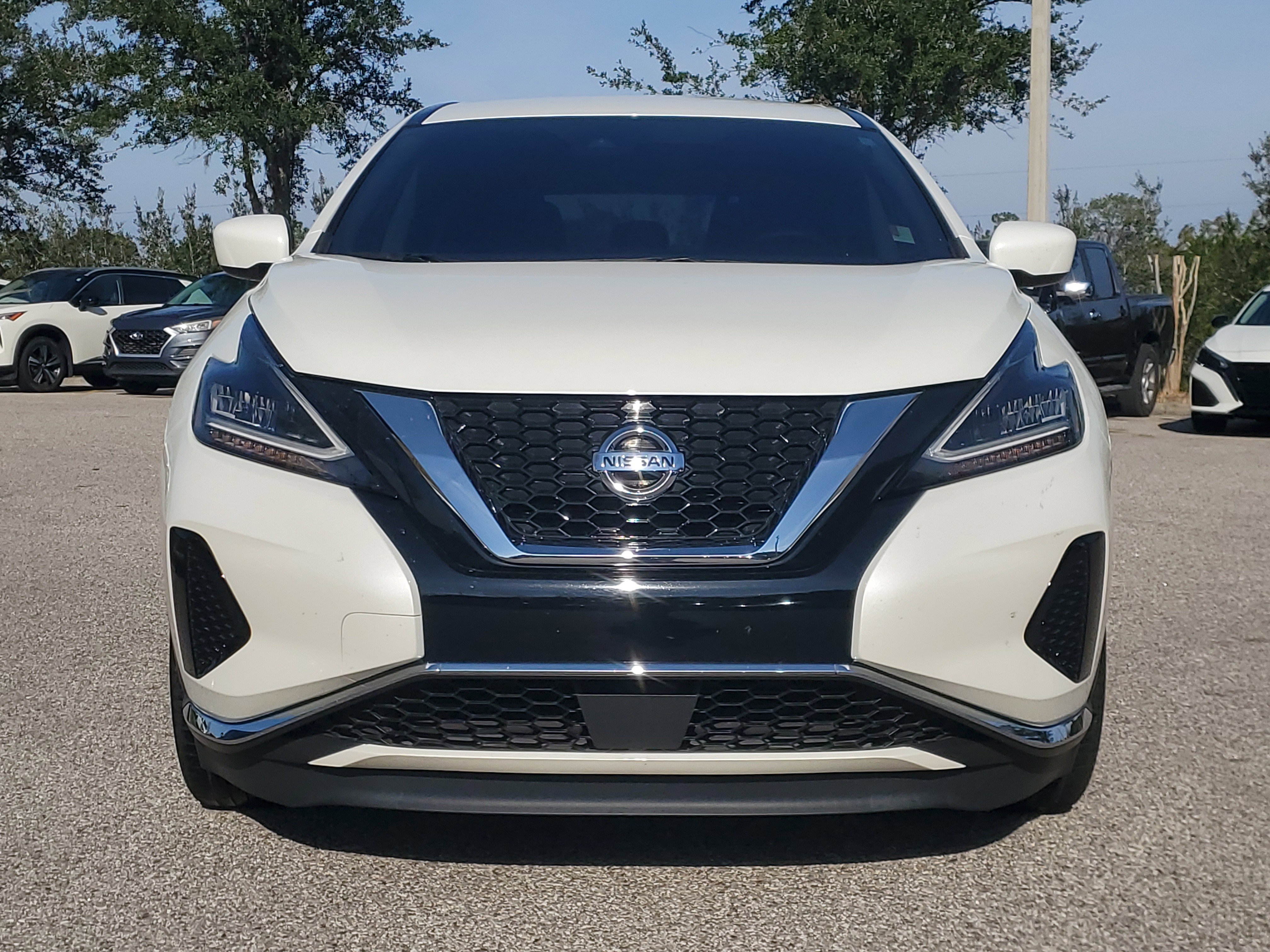 Certified 2022 Nissan Murano S image 2