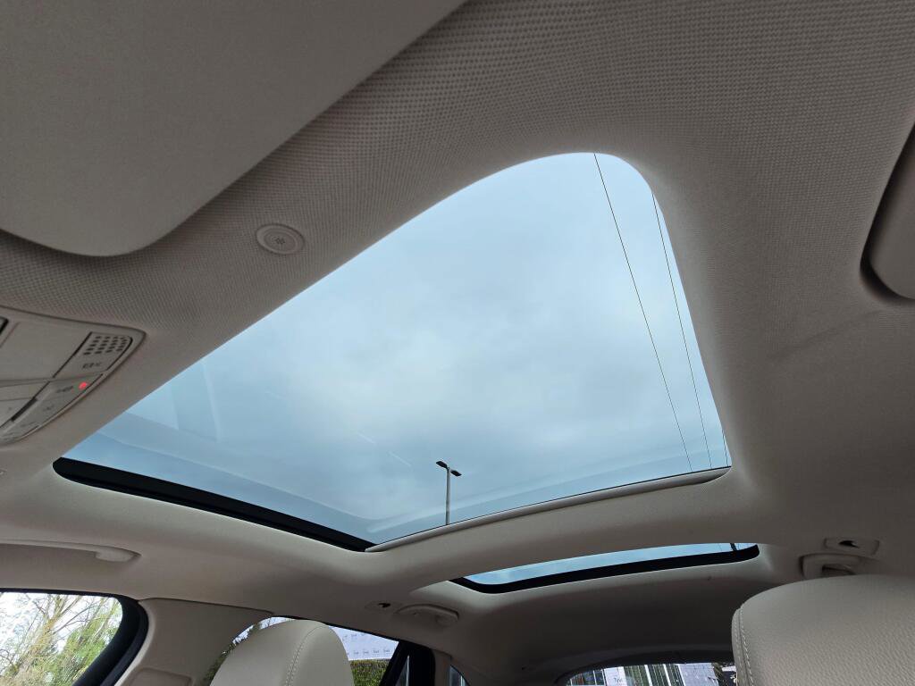 Used 2022 Mercedes-Benz GLC 300 image 46