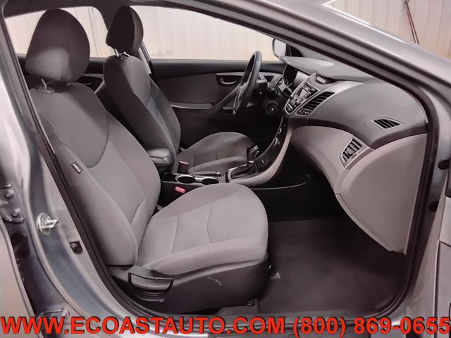 Used 2016 Hyundai Elantra SE FWD image 14