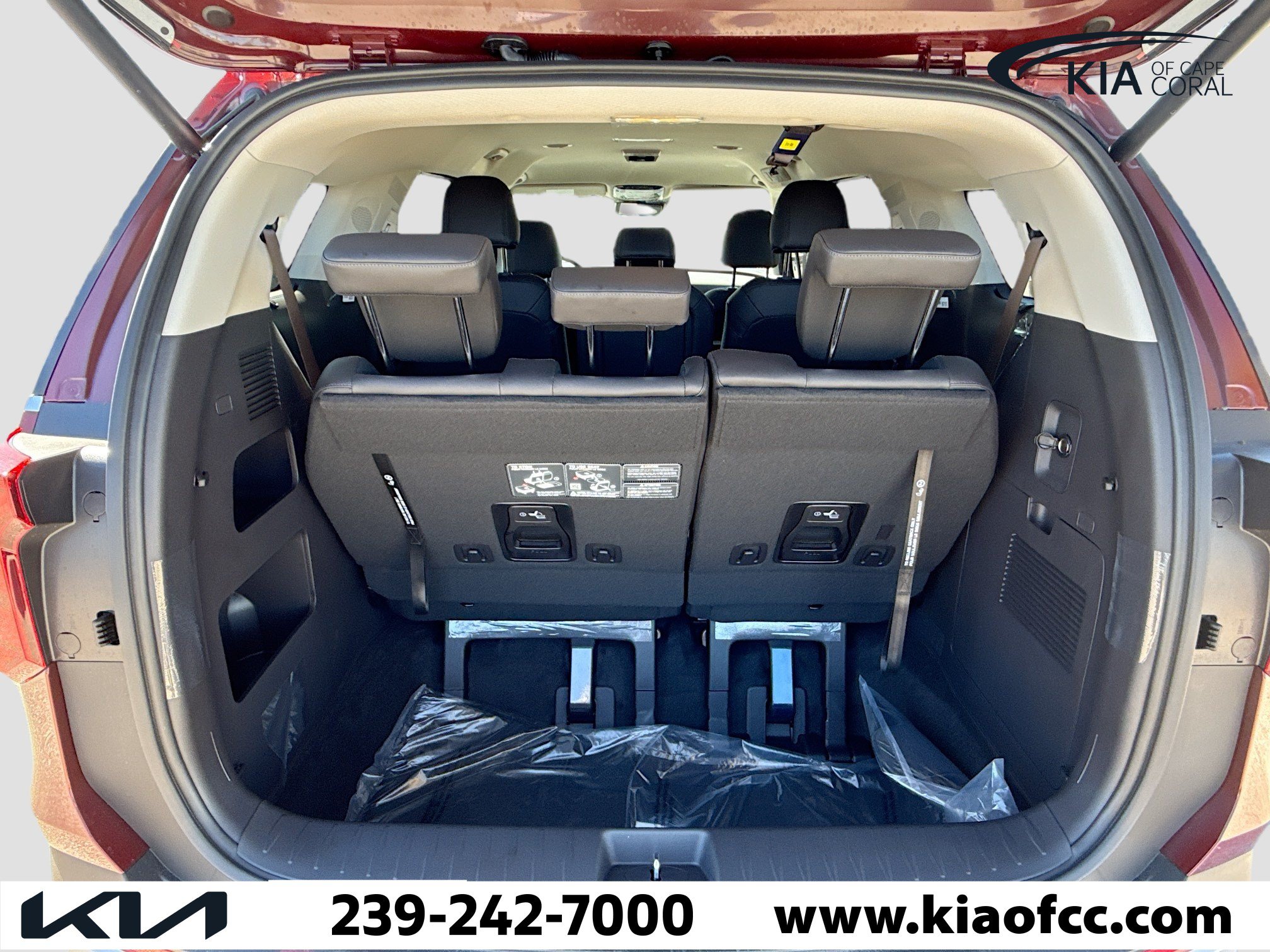 New 2026 Kia Carnival EX FWD image 11