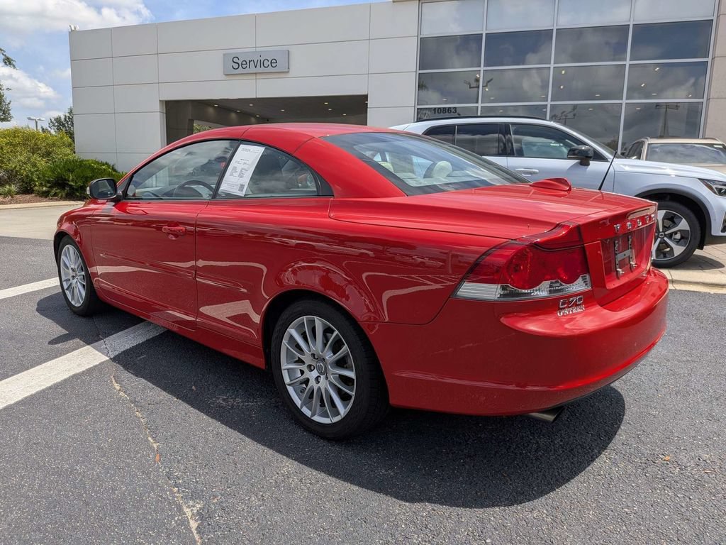 Used 2009 Volvo C70 T5 FWD image 4