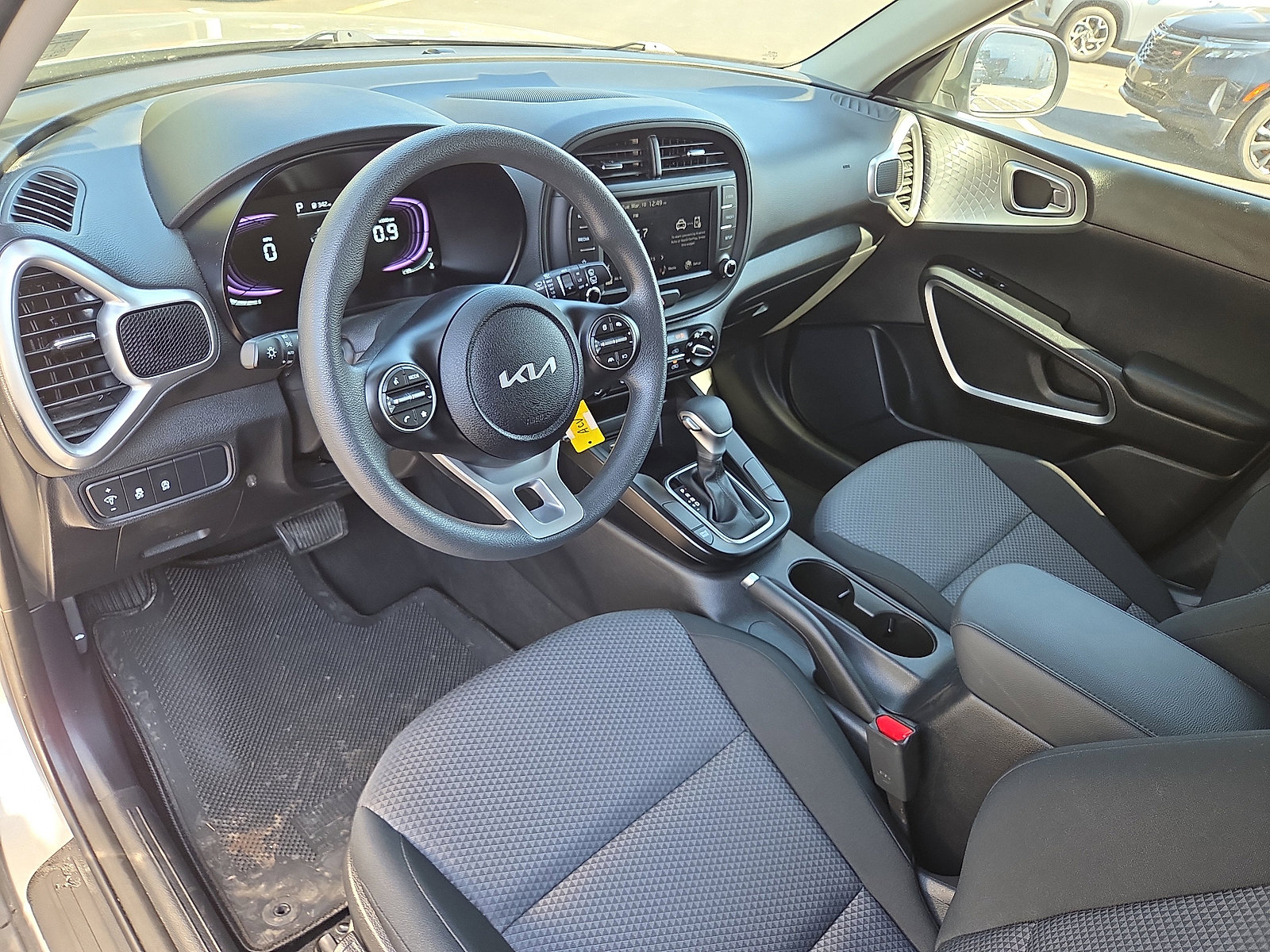 Used 2025 Kia Soul image 15