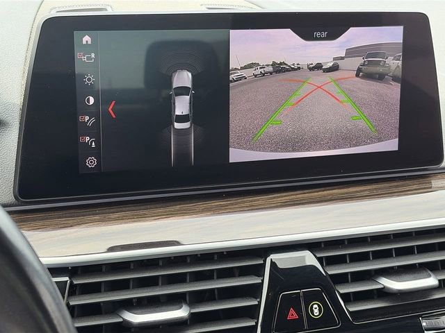 Used 2019 BMW 530e w/ Convenience Package image 29