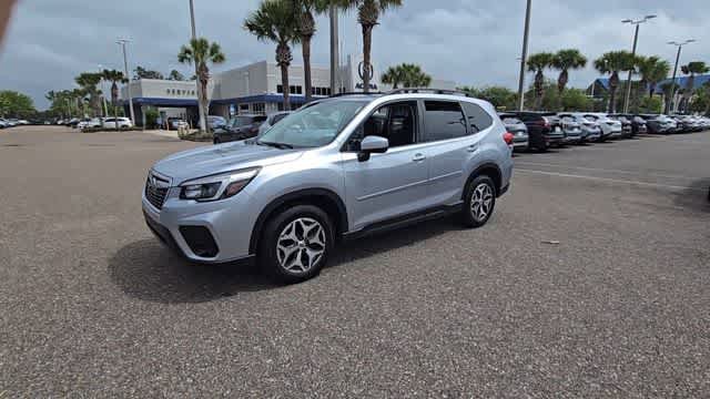 Used 2021 Subaru Forester Premium AWD/4WD image 4