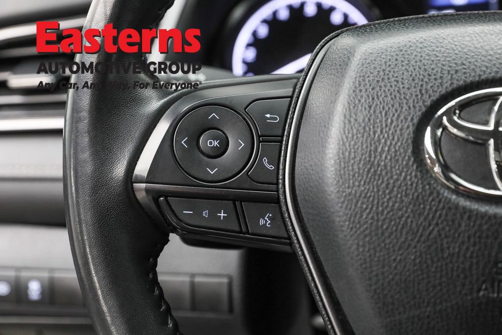 Used 2024 Toyota Camry SE image 25