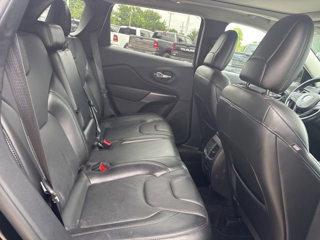 Used 2020 Jeep Cherokee Limited AWD/4WD image 13