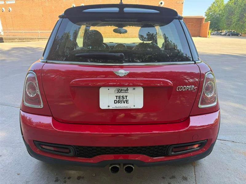Used 2013 MINI Cooper S FWD image 2