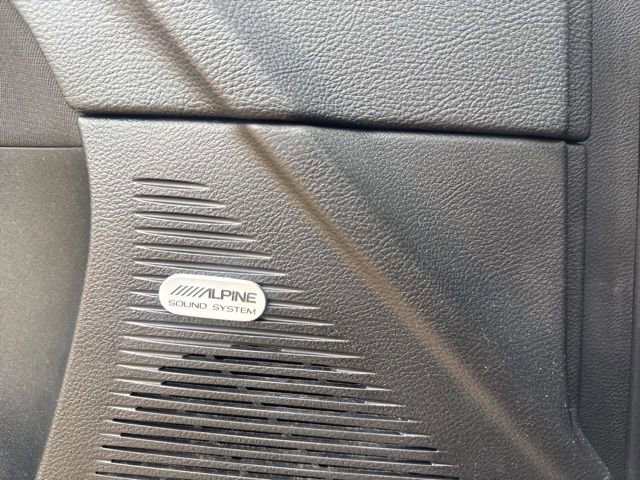 Used 2023 Dodge Challenger SXT RWD image 29