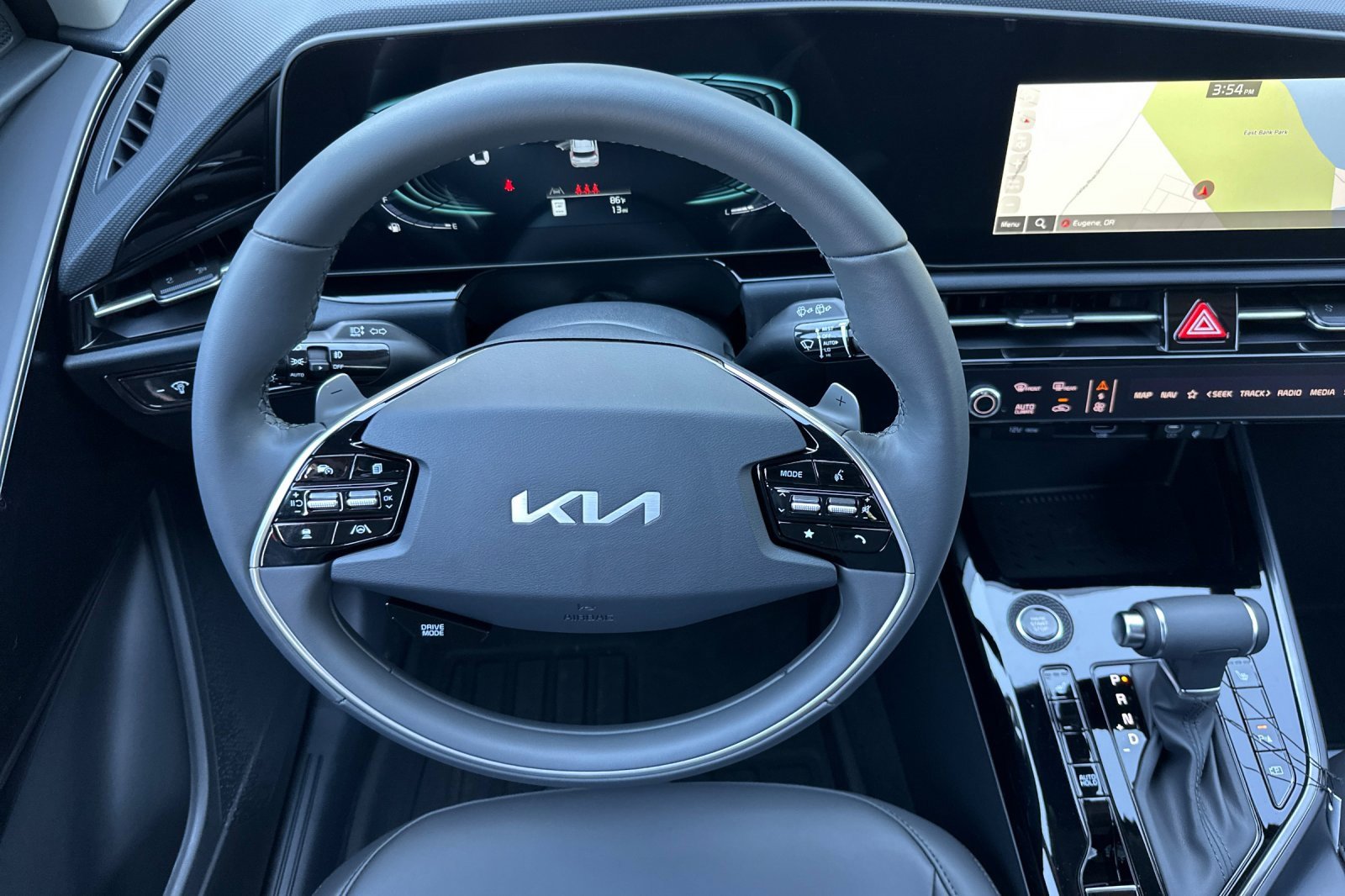 New 2025 Kia Niro EX Touring image 10