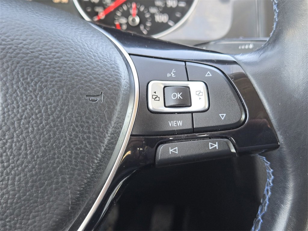 Used 2019 Volkswagen e-Golf SE w/ Driver Assistance Package image 28