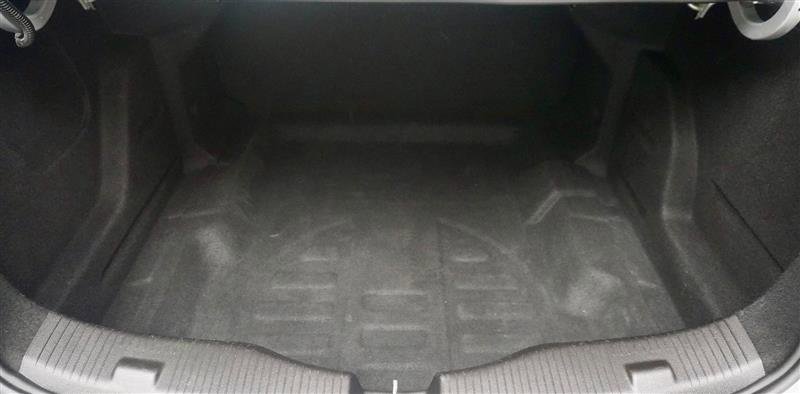 Used 2018 Chevrolet Cruze LS image 36