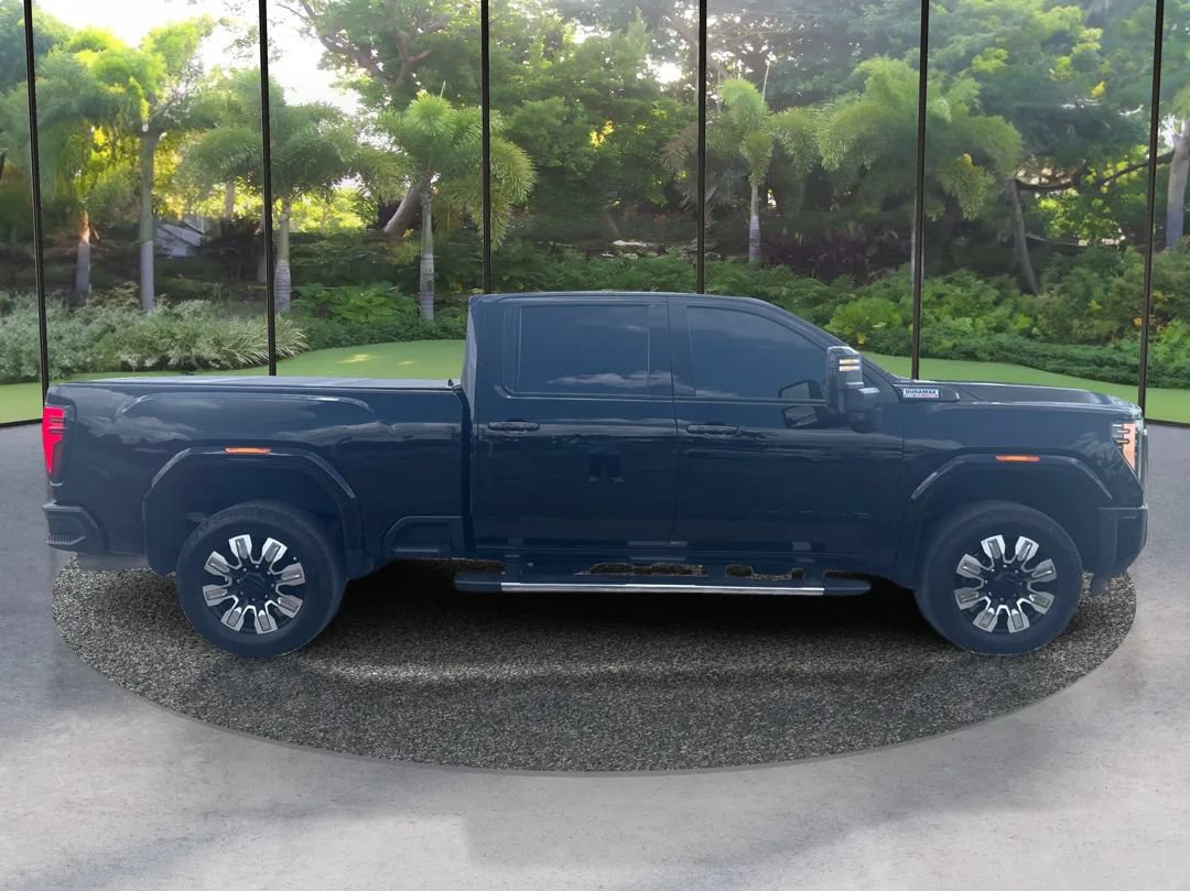 Used 2025 GMC Sierra 2500 Denali w/ Denali Reserve Package AWD/4WD image 4