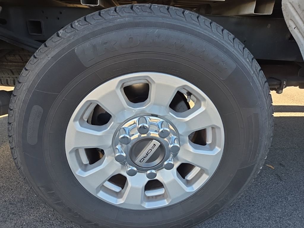 Used 2024 Ford F250 XLT image 9
