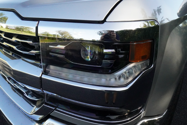 Used 2018 Chevrolet Silverado 1500 LTZ AWD/4WD image 34
