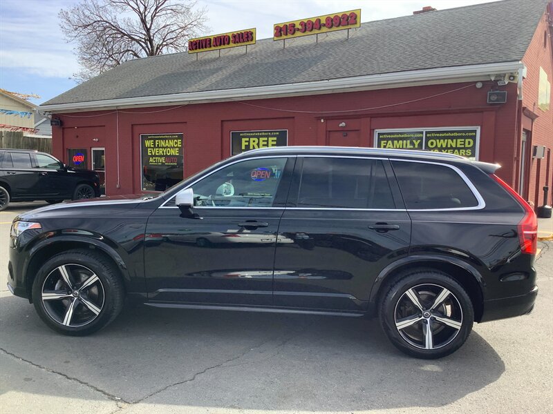 Used 2019 Volvo XC90 T5 R-Design w/ Protection Package Premier AWD/4WD image 4