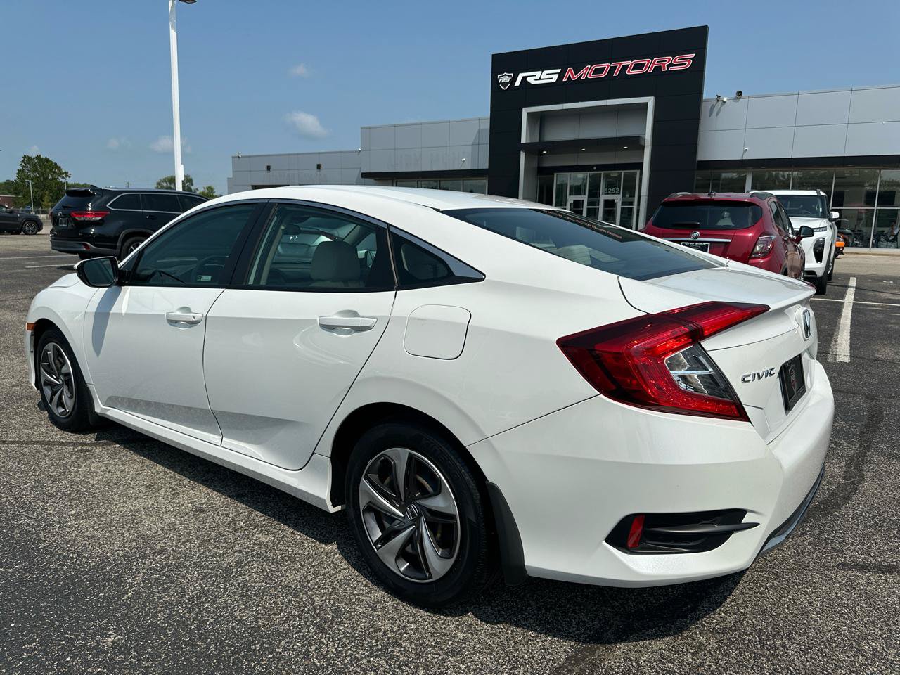 Used 2019 Honda Civic LX image 3