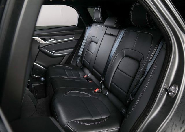 Used 2025 Jaguar F-PACE R-Dynamic S image 5