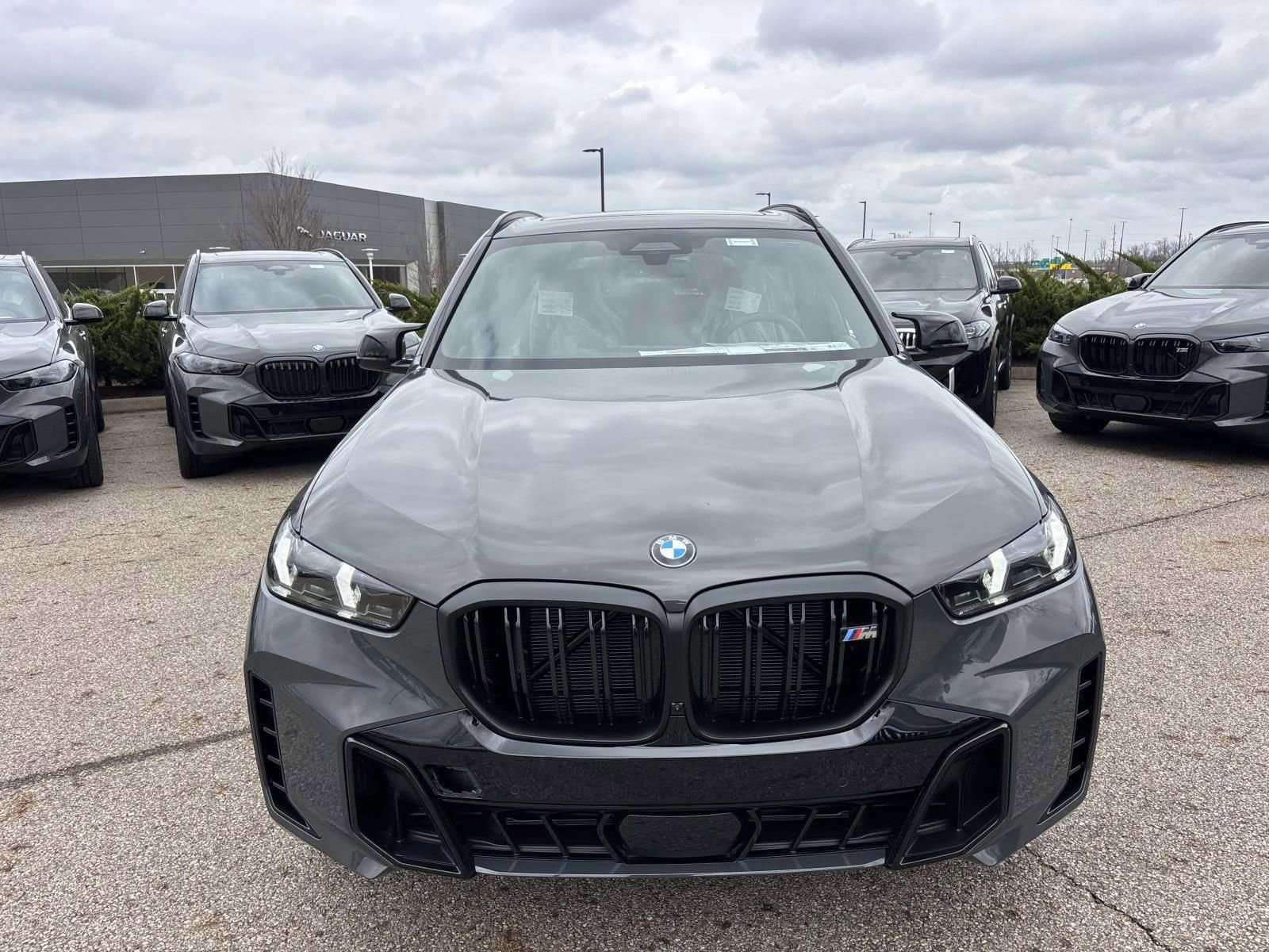 New 2026 BMW X5 M60i image 2