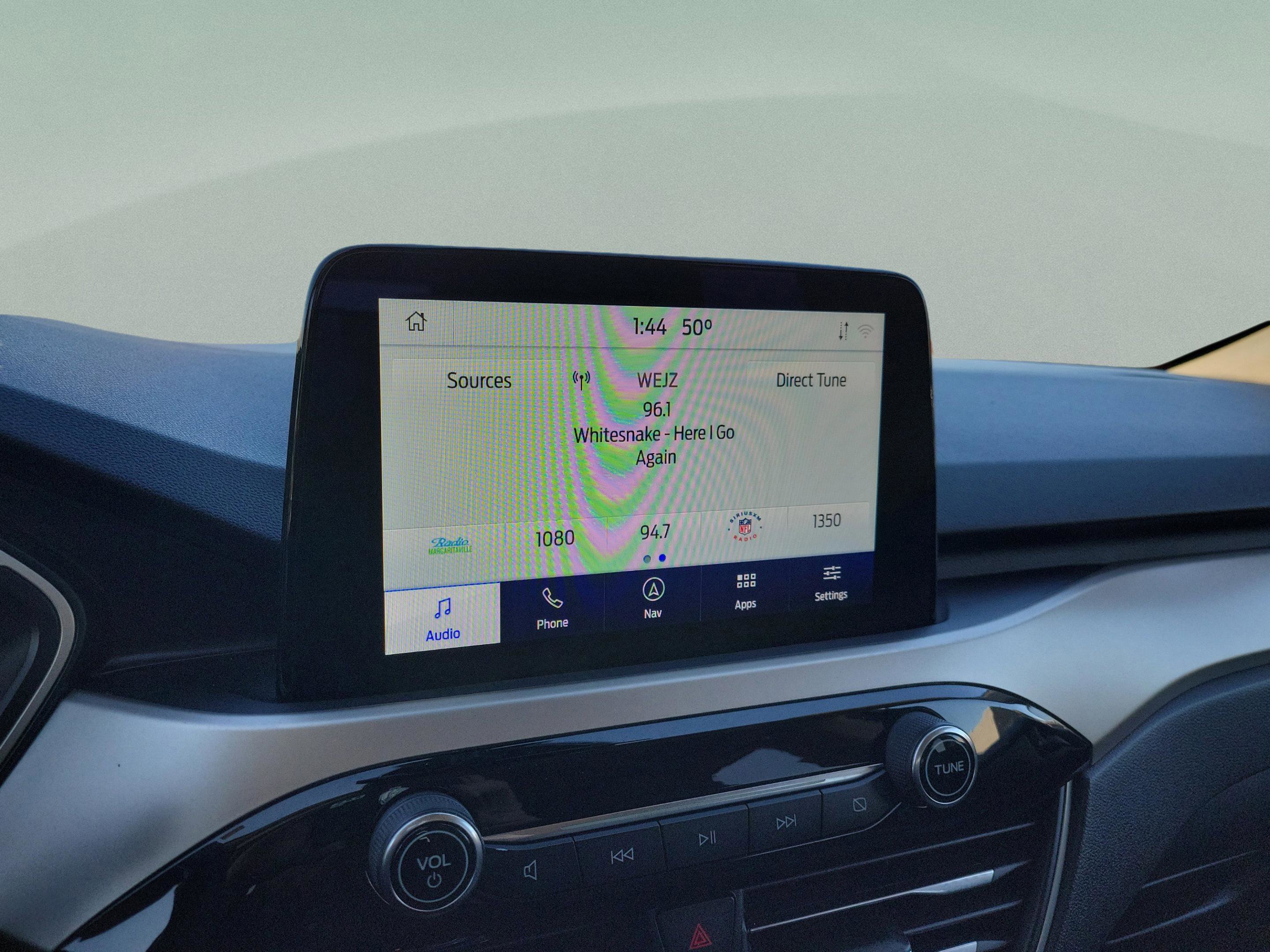 Used 2020 Ford Escape SE image 18