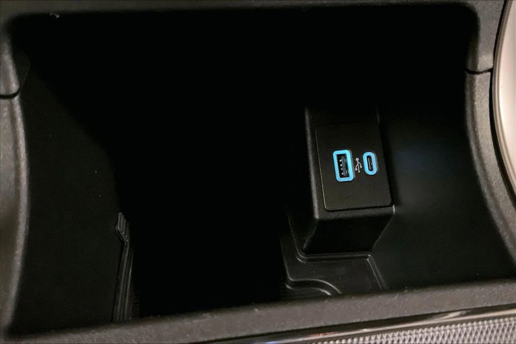 Certified 2021 Ford Edge SEL w/ Convenience Package image 31