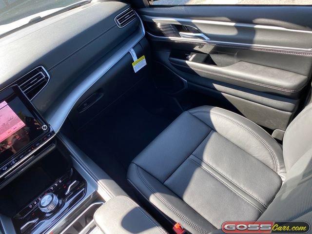 New 2025 Jeep Wagoneer Series II w/ Convenience Group I image 19