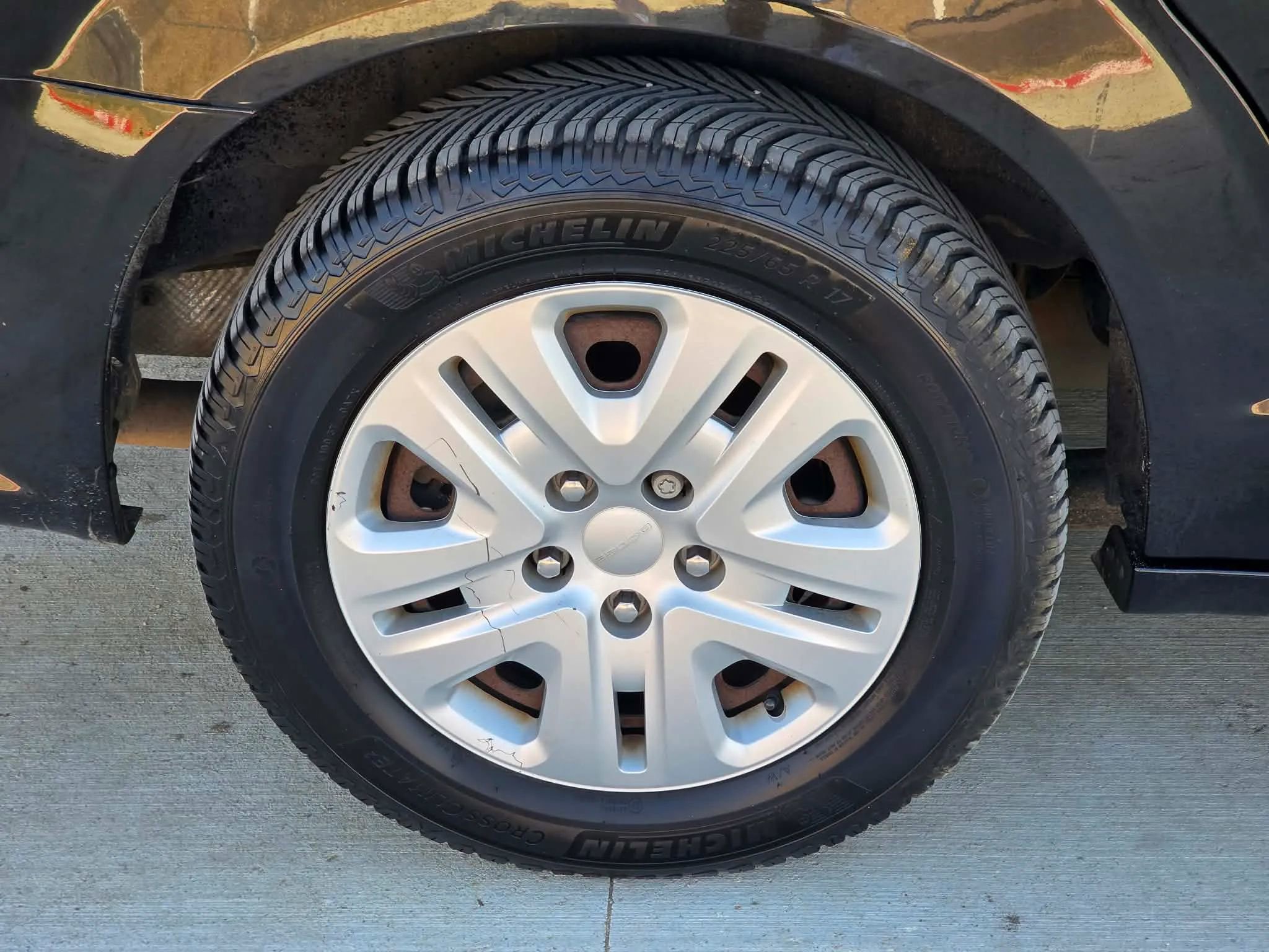 Used 2018 Dodge Grand Caravan SE image 29