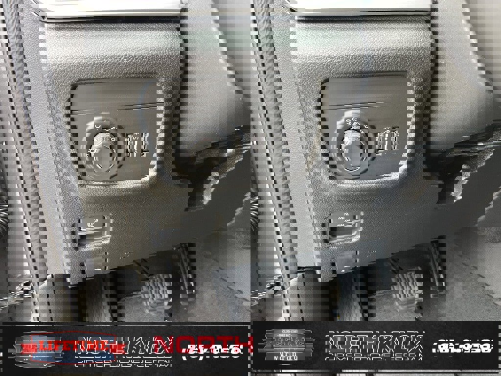 New 2025 Jeep Grand Cherokee L Altitude image 7