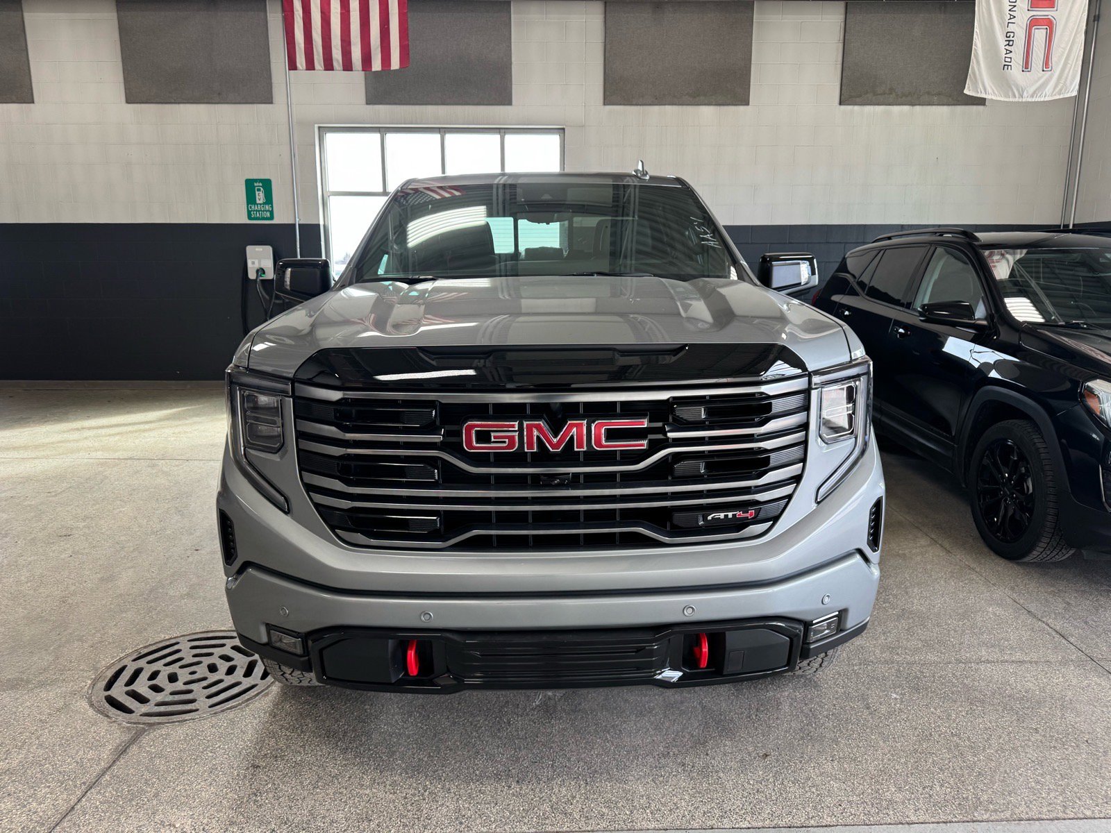 New 2026 GMC Sierra 1500 AT4 w/ AT4 Premium Package AWD/4WD image 2