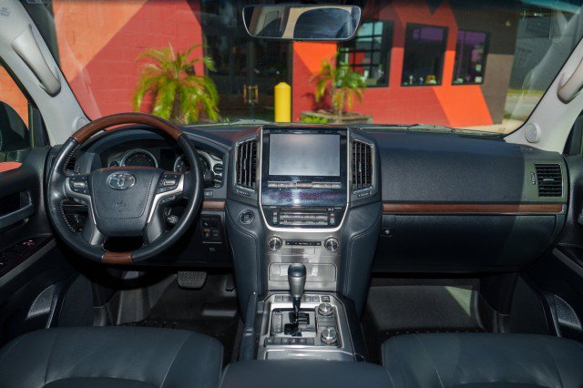 Used 2020 Toyota Land Cruiser AWD/4WD image 13