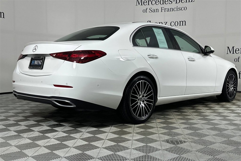 Used 2023 Mercedes-Benz C 300 Sedan image 4