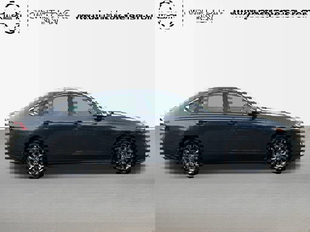 Used 2023 Honda Accord EX image 4