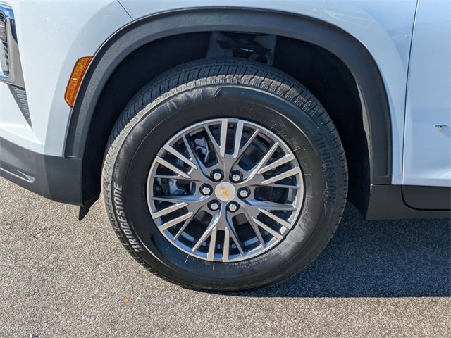 New 2026 Chevrolet Traverse LT image 8