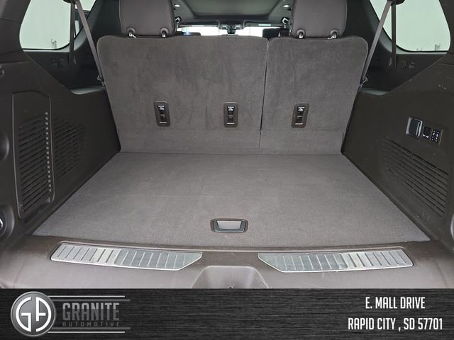 Used 2021 GMC Yukon XL Denali w/ Denali Premium Package image 23