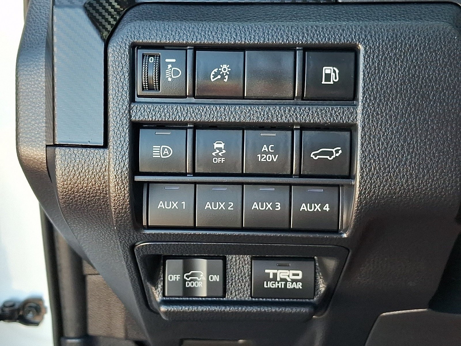 Certified 2025 Toyota 4Runner TRD Pro AWD/4WD image 29