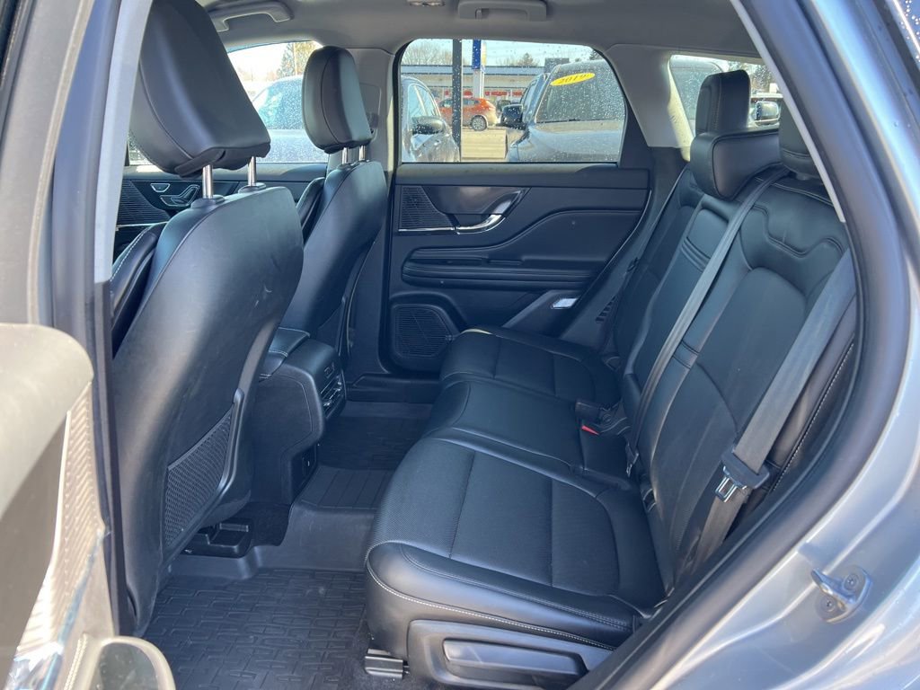 Used 2022 Lincoln Corsair Standard w/ Equipment Group 101A image 23