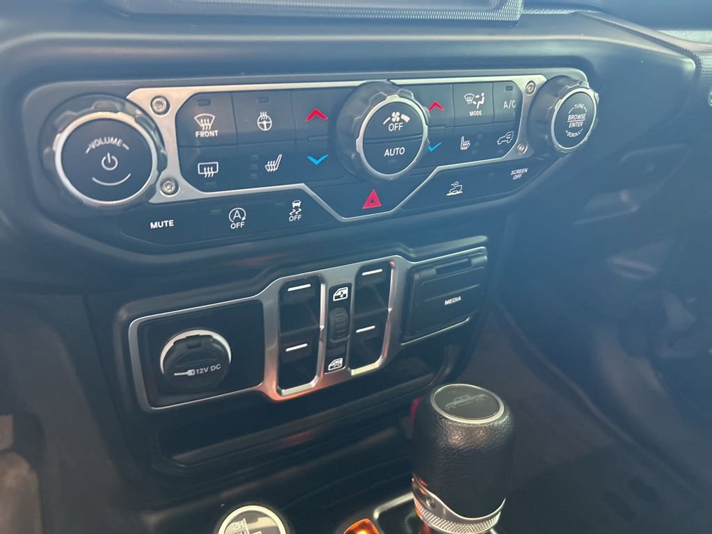 Used 2023 Jeep Gladiator Sport image 43