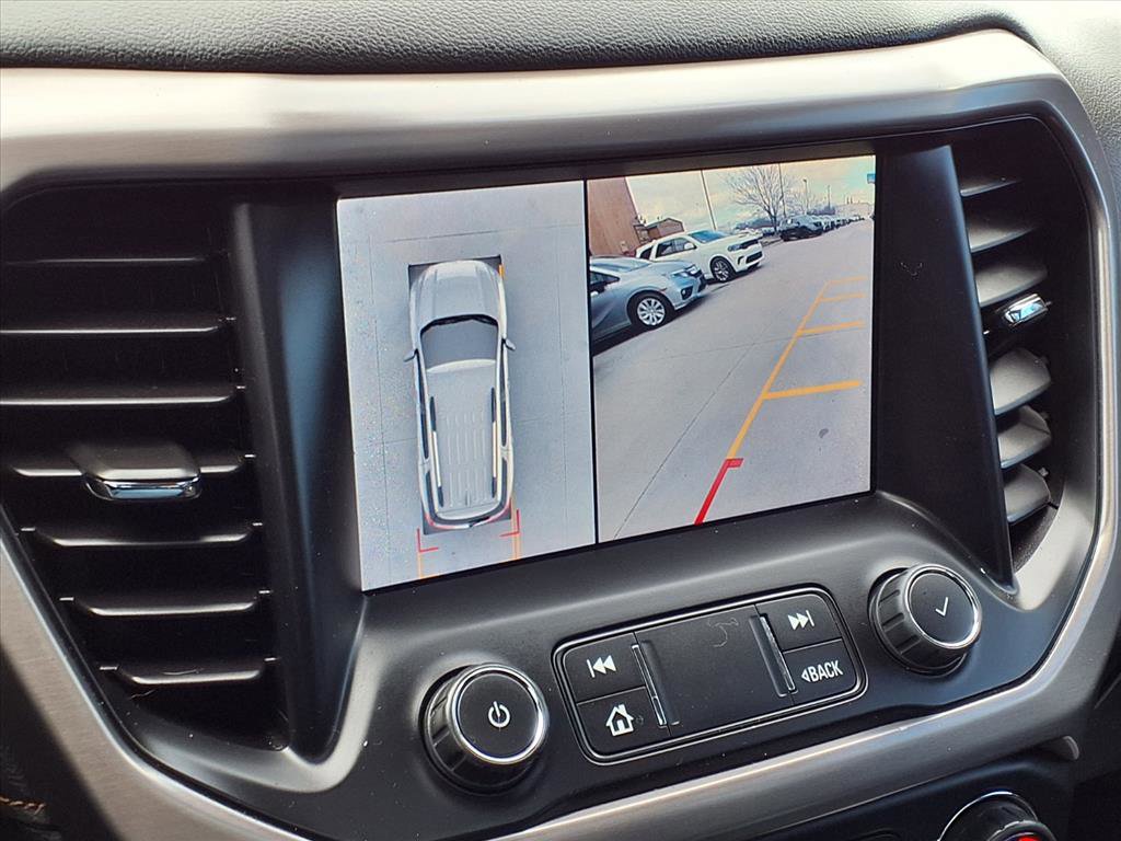 Used 2022 GMC Acadia AT4 w/ Technology Package image 5