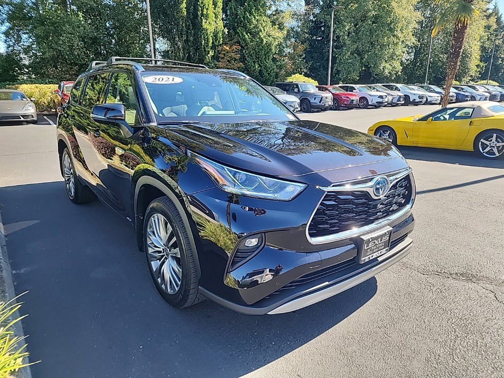 Used 2021 Toyota Highlander Platinum AWD/4WD image 6